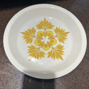 Vintage MCM Harvest Gold Pie Dish 1960